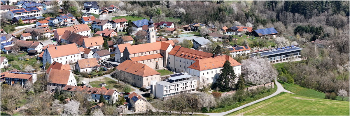 Header Windberg 021 (luftbild Kloster)